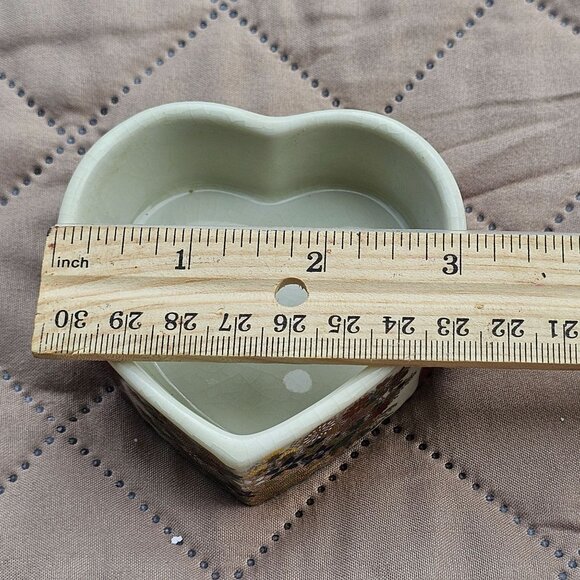 Satsuma Japan Porcelain Heart Shaped Trinket Box Vtg Floral with Gold Accents - Picture 12 of 12
